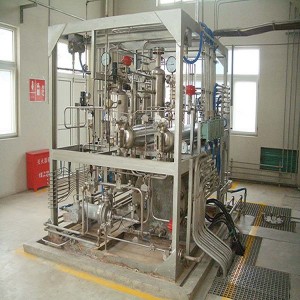 Hydrogen generator by electrolysis with refueling station